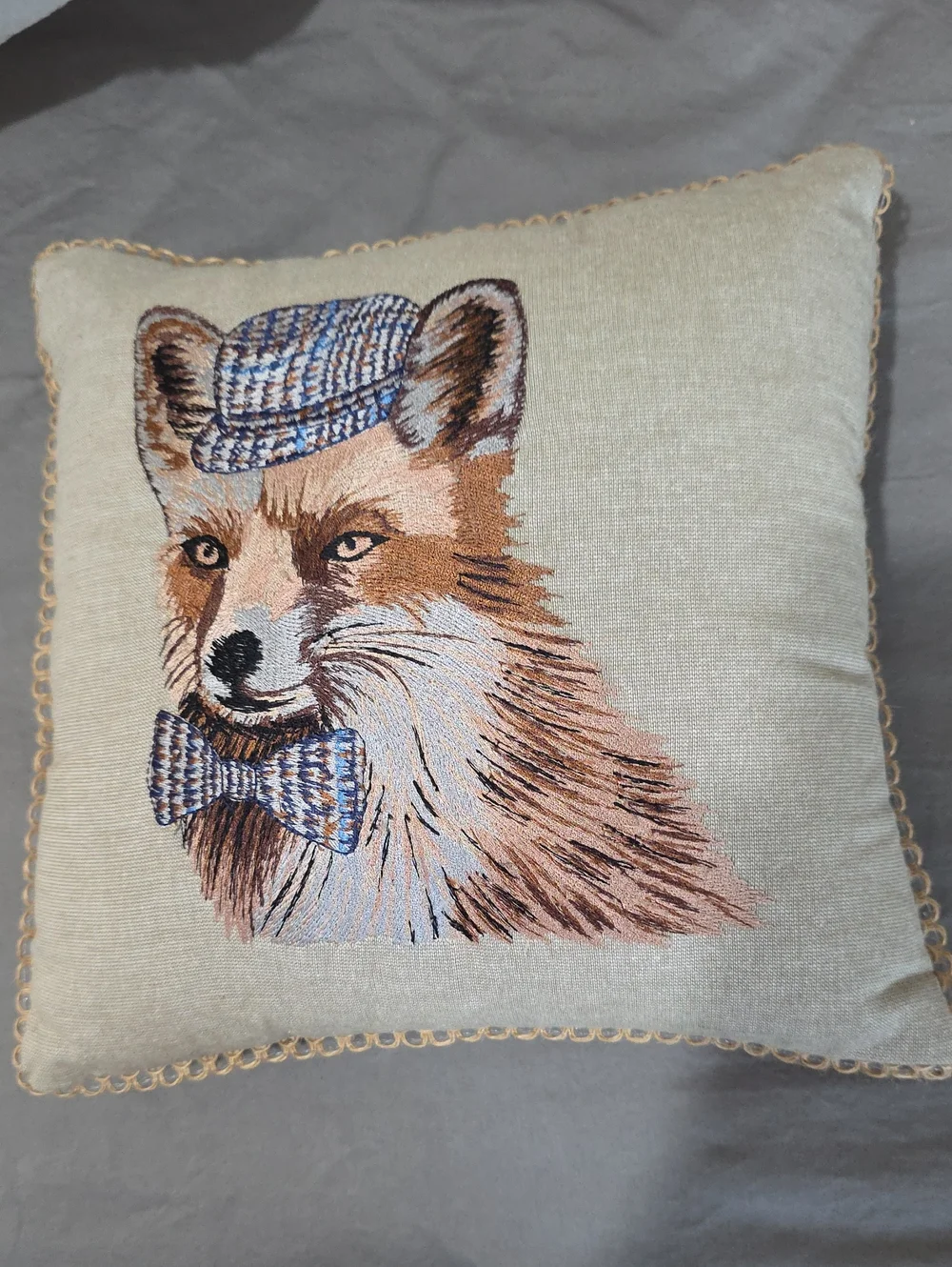 Pier 1 Embroidered Fox Accent Pillow in Cream with Blue Details 10 X 10